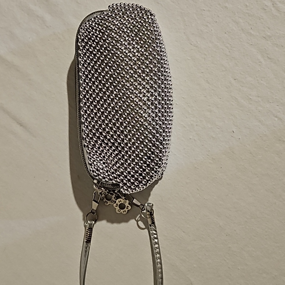 Metal Mesh 3-Pocket Wristlet